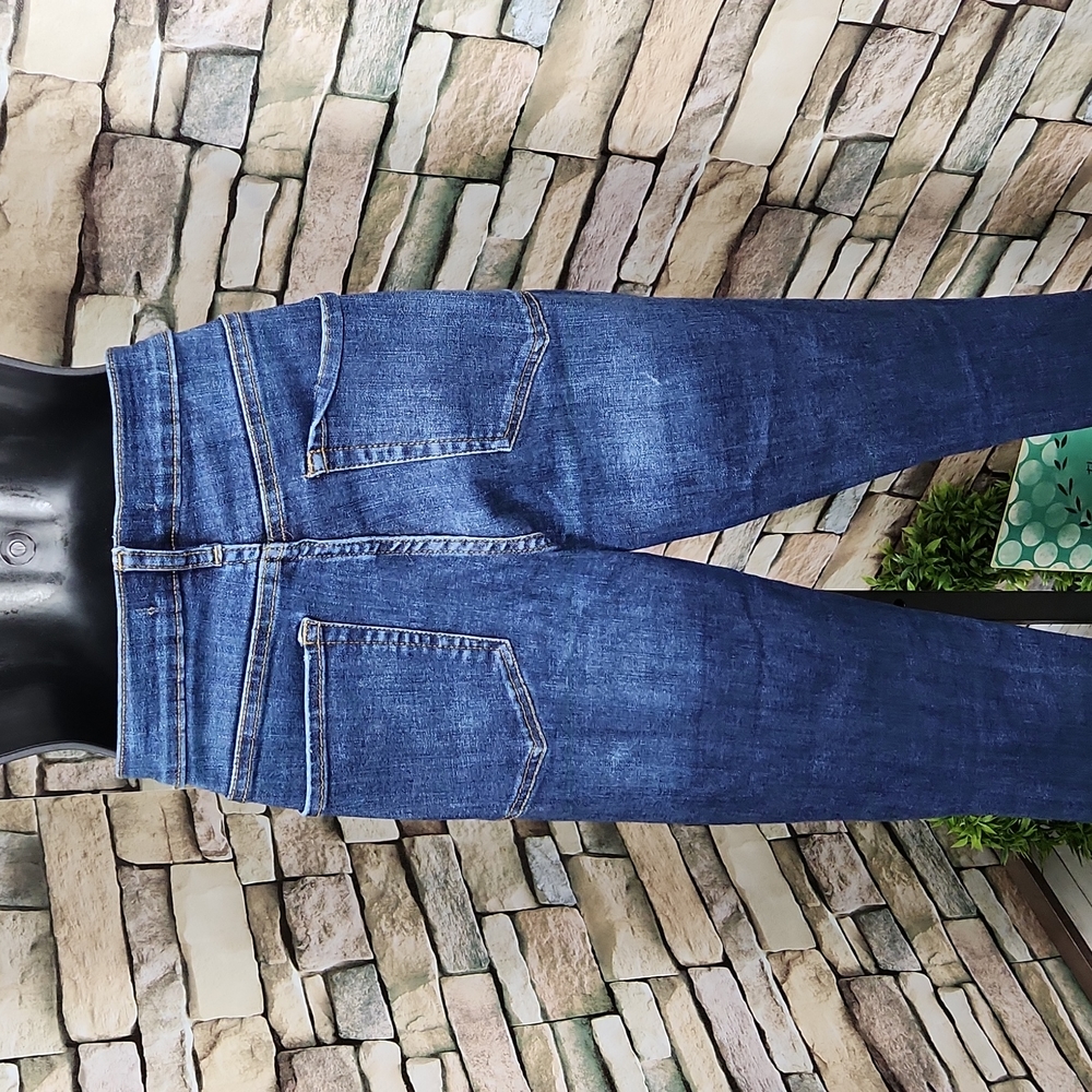Free People Distressed High-Rise Skinny Jeans - 28 - Picture 7 of 8